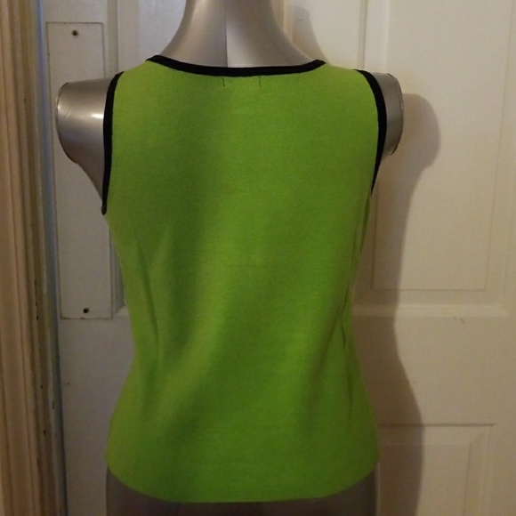 Top - Picture 3 of 3